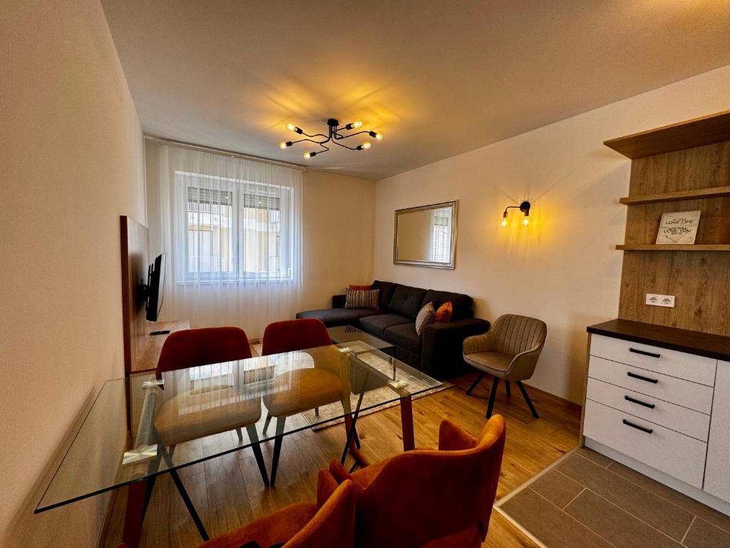 VH9 Apartments