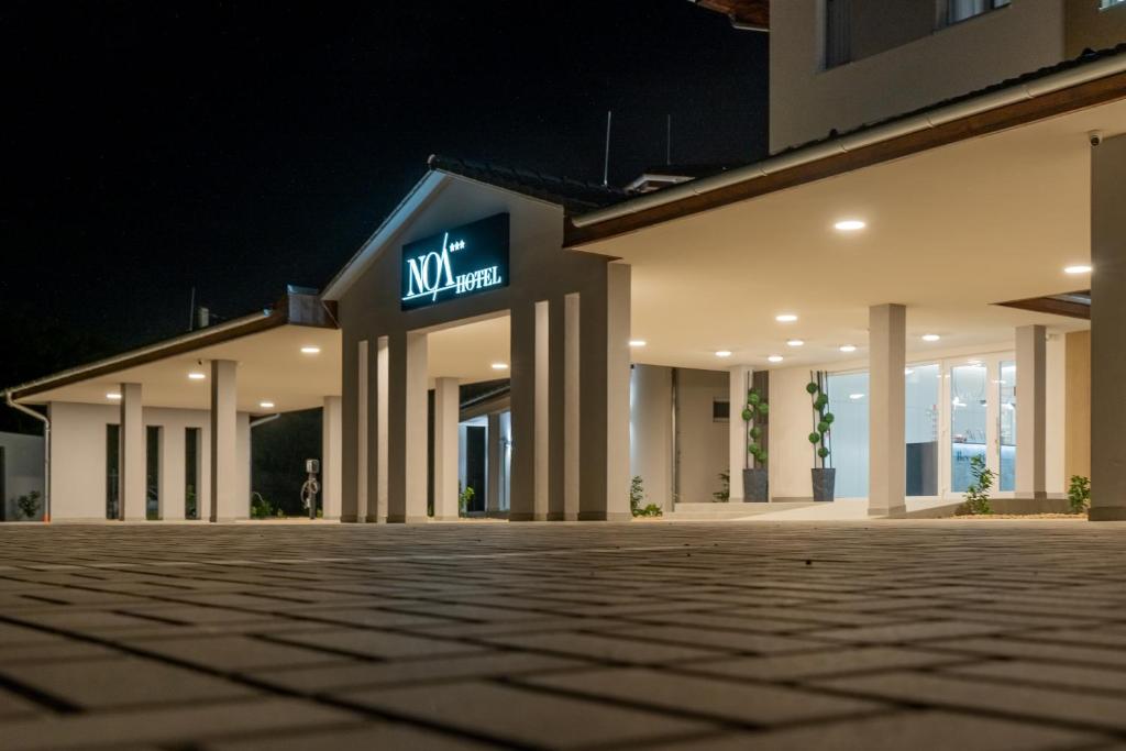 Night & Flight Airport Apartman