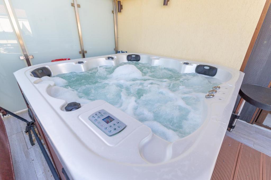 Caesar Apartment mit Terrasse, nahe dem Balaton