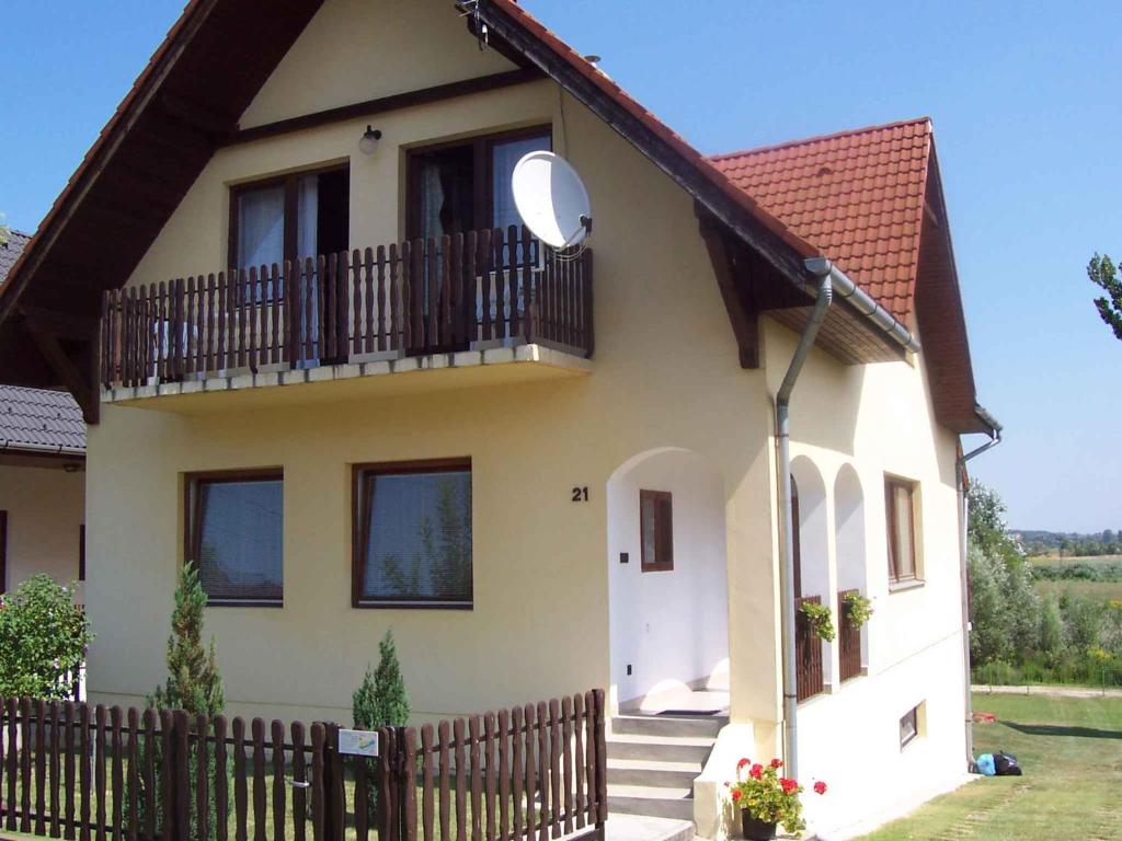 Apartments in Balatonlelle 19086