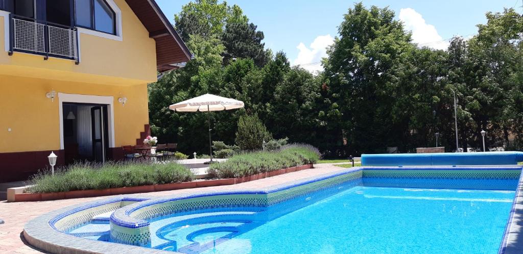 Schieszl Apartments Zamárdi 1