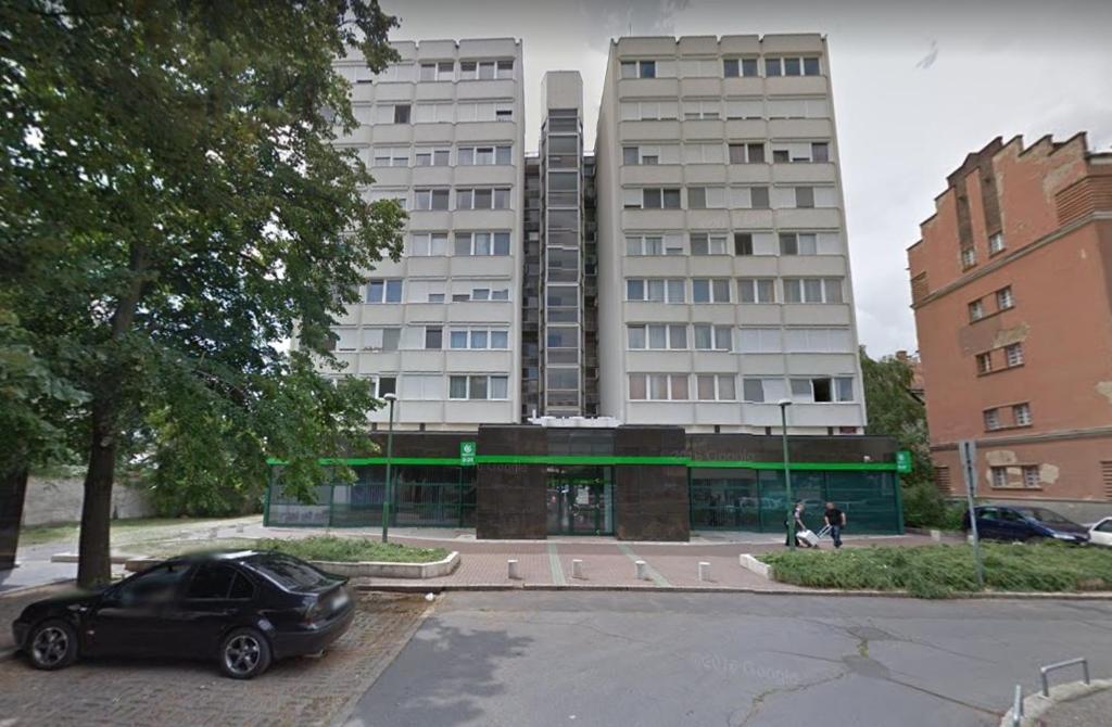 Center One Apartman